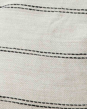 files/01-Mira-Ana-Cushion-02.jpg
