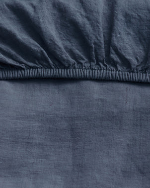 files/FittedSheetRoyalDetail.jpg