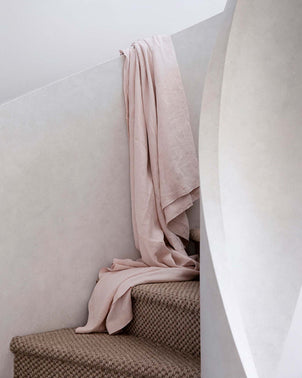 files/Flat-Blush-03.jpg