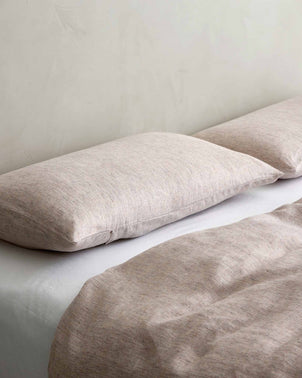 files/PillowcasesOnBedRoccoNatural.jpg