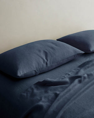 files/PillowcasesRoyalStyledonBed.jpg