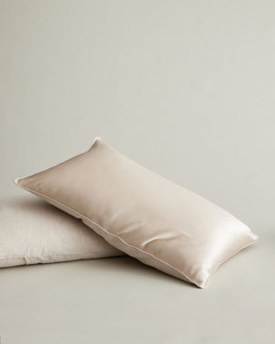 Natural silk and linen flip pillowcase by CULTIVER, showcasing soft, breathable bed linen with a smooth, elegant surface.