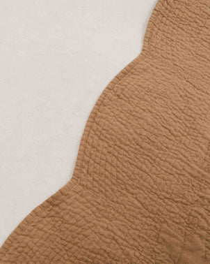 files/Willow-Quilted-Nutmeg-02_be3f4219-0c09-471f-919f-ada9f33f028a.jpg
